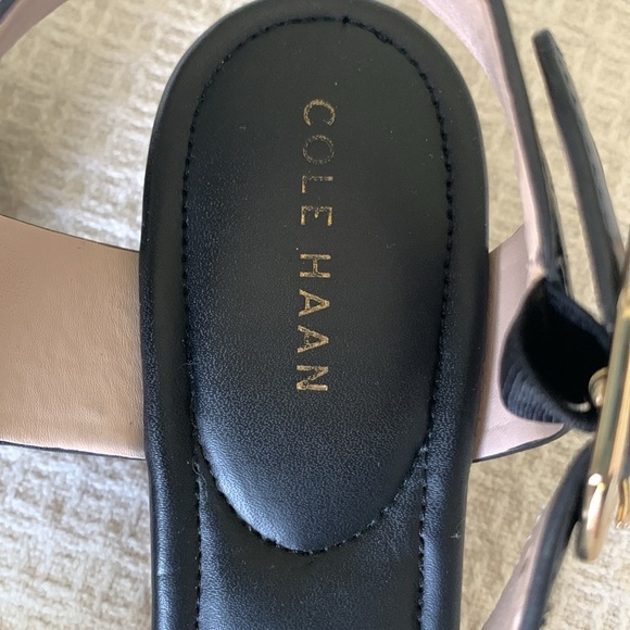 Cole Haan black leather wedge sandals size 7.5 - Picture 3 of 11